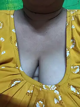 Snapshot of Rinki_Guptaa chatting on March 3, 7:17 pm Rinki Guptaa online show from March 3, 7:17 pm