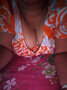 Snapshot of Rinki_Guptaa chatting on November 4, 7:02 pm Rinki Guptaa online show from November 4, 7:02 pm