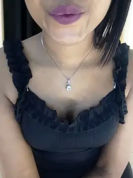 Snapshot of Rinika_67 chatting on November 19, 3:34 pm Rinika 67 online show from November 19, 3:34 pm