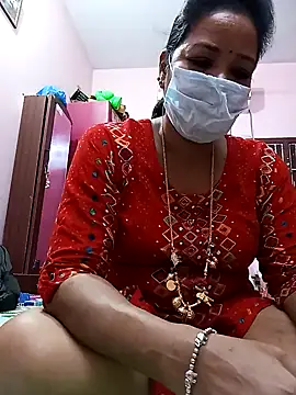 Snapshot of Tamil_sreelekha chatting on February 1, 11:06 pm Tamil sreelekha online show from February 1, 11:06 pm