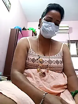 Snapshot of Tamil_sreelekha chatting on February 3, 5:18 am Tamil sreelekha online show from February 3, 5:18 am