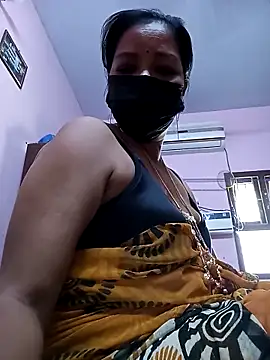 Snapshot of Tamil_sreelekha chatting on February 13, 8:27 am Tamil sreelekha online show from February 13, 8:27 am