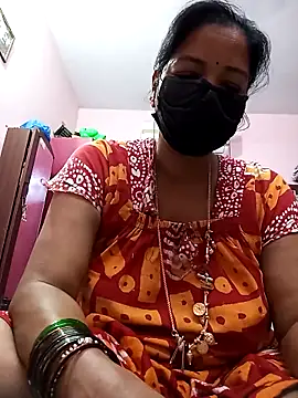 Snapshot of Tamil_sreelekha chatting on February 14, 12:51 am Tamil sreelekha online show from February 14, 12:51 am