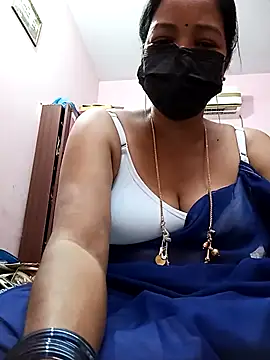 Snapshot of Tamil_sreelekha chatting on March 20, 4:42 pm Tamil sreelekha online show from March 20, 4:42 pm