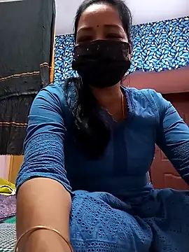 Snapshot of Tamil_sreelekha chatting on November 17, 3:07 pm Tamil sreelekha online show from November 17, 3:07 pm