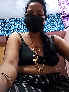 Snapshot of Tamil_sreelekha chatting on December 14, 5:18 pm Tamil sreelekha online show from December 14, 5:18 pm