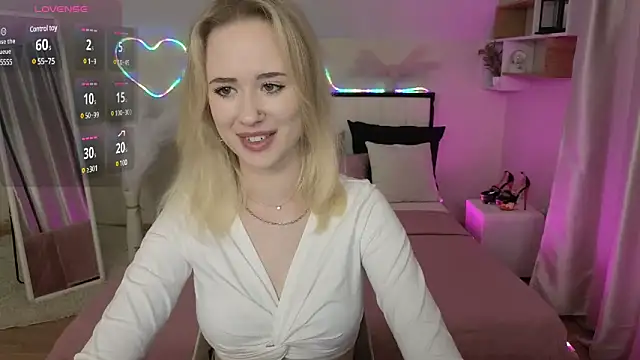 SashaBrooks online show from February 16, 6:10 pm