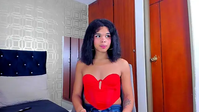 evelyn wine online show from March 11, 2:51 pm