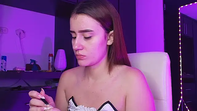 TinaJonnes  online show from March 30, 5:08 am