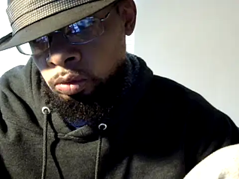 Snapshot of WhiskeyWood_DuhGOD chatting on December 23, 8:25 pm WhiskeyWood DuhGOD online show from December 23, 8:25 pm