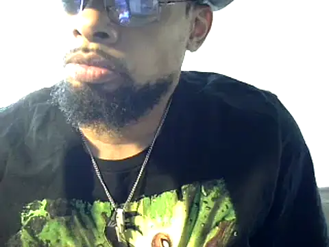 Snapshot of WhiskeyWood_DuhGOD chatting on December 27, 5:26 pm WhiskeyWood DuhGOD online show from December 27, 5:26 pm