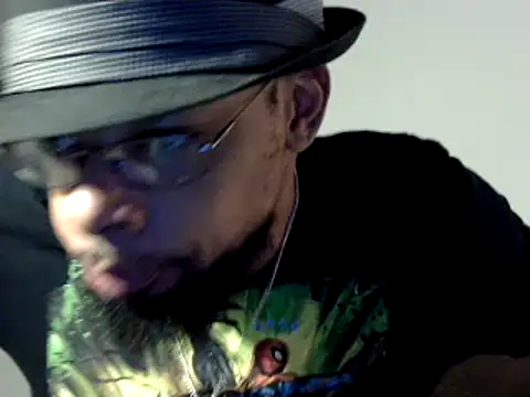 Snapshot of WhiskeyWood_DuhGOD chatting on December 29, 5:31 am WhiskeyWood DuhGOD online show from December 29, 5:31 am