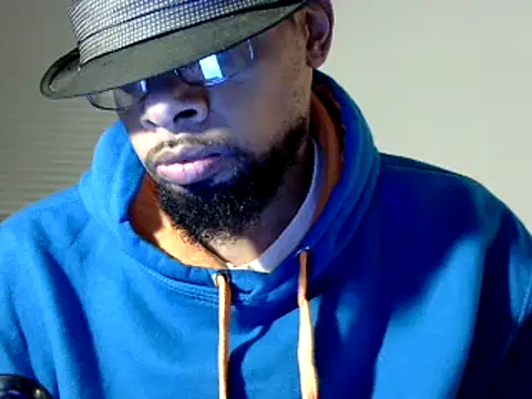 Snapshot of WhiskeyWood_DuhGOD chatting on January 1, 1:26 am WhiskeyWood DuhGOD online show from January 1, 1:26 am