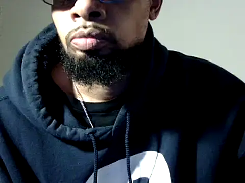 Snapshot of WhiskeyWood_DuhGOD chatting on January 9, 2:11 am WhiskeyWood DuhGOD online show from January 9, 2:11 am