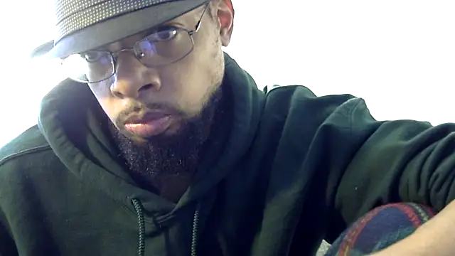 Snapshot of WhiskeyWood_DuhGOD chatting on January 9, 8:11 pm WhiskeyWood DuhGOD online show from January 9, 8:11 pm