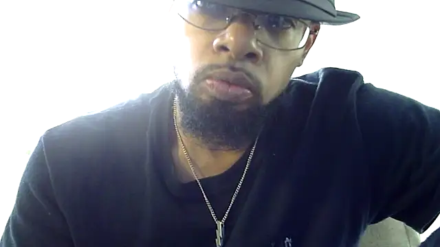 Snapshot of WhiskeyWood_DuhGOD chatting on January 27, 5:37 pm WhiskeyWood DuhGOD online show from January 27, 5:37 pm