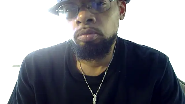 Snapshot of WhiskeyWood_DuhGOD chatting on January 27, 8:39 pm WhiskeyWood DuhGOD online show from January 27, 8:39 pm