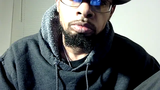 Snapshot of WhiskeyWood_DuhGOD chatting on January 28, 2:21 am WhiskeyWood DuhGOD online show from January 28, 2:21 am