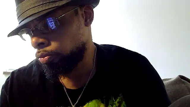 Snapshot of WhiskeyWood_DuhGOD chatting on January 29, 8:46 pm WhiskeyWood DuhGOD online show from January 29, 8:46 pm