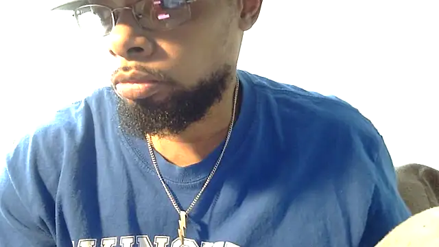 Snapshot of WhiskeyWood_DuhGOD chatting on February 3, 5:14 pm WhiskeyWood DuhGOD online show from February 3, 5:14 pm