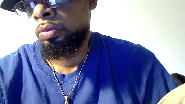 Snapshot of WhiskeyWood_DuhGOD chatting on February 3, 8:24 pm WhiskeyWood DuhGOD online show from February 3, 8:24 pm