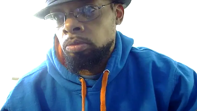 Snapshot of WhiskeyWood_DuhGOD chatting on February 7, 5:40 pm WhiskeyWood DuhGOD online show from February 7, 5:40 pm