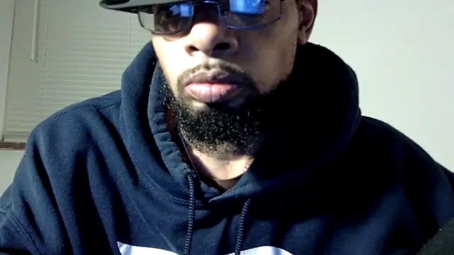 Snapshot of WhiskeyWood_DuhGOD chatting on February 13, 2:23 am WhiskeyWood DuhGOD online show from February 13, 2:23 am