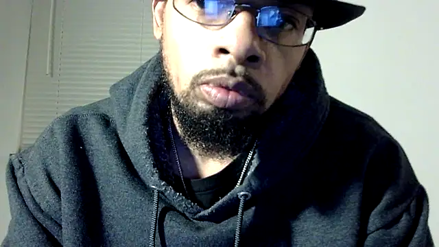 Snapshot of WhiskeyWood_DuhGOD chatting on February 28, 2:20 am WhiskeyWood DuhGOD online show from February 28, 2:20 am