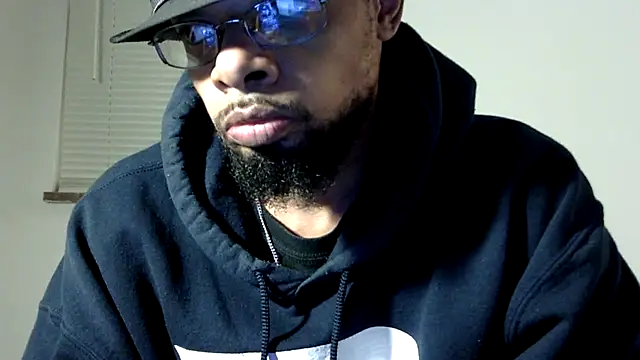 Snapshot of WhiskeyWood_DuhGOD chatting on March 3, 2:26 am WhiskeyWood DuhGOD online show from March 3, 2:26 am