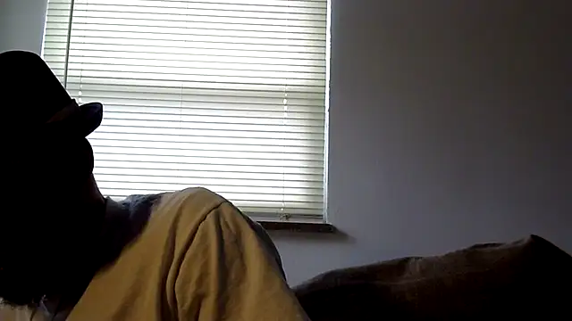 Snapshot of WhiskeyWood_DuhGOD chatting on March 3, 8:32 pm WhiskeyWood DuhGOD online show from March 3, 8:32 pm