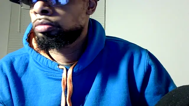 Snapshot of WhiskeyWood_DuhGOD chatting on March 8, 2:34 am WhiskeyWood DuhGOD online show from March 8, 2:34 am