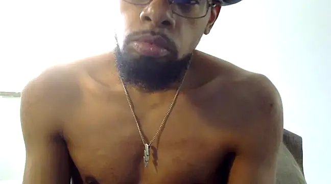 Snapshot of WhiskeyWood_DuhGOD chatting on March 14, 7:44 pm WhiskeyWood DuhGOD online show from March 14, 7:44 pm