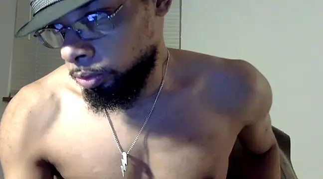 Snapshot of WhiskeyWood_DuhGOD chatting on March 16, 2:10 am WhiskeyWood DuhGOD online show from March 16, 2:10 am