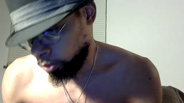 Snapshot of WhiskeyWood_DuhGOD chatting on March 21, 1:13 am WhiskeyWood DuhGOD online show from March 21, 1:13 am