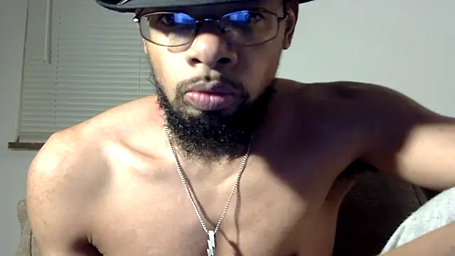 Snapshot of WhiskeyWood_DuhGOD chatting on March 23, 1:53 am WhiskeyWood DuhGOD online show from March 23, 1:53 am