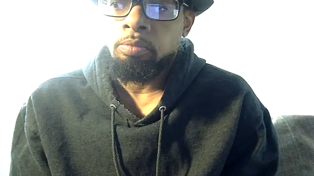 Snapshot of WhiskeyWood_DuhGOD chatting on October 23, 4:17 pm WhiskeyWood DuhGOD online show from October 23, 4:17 pm