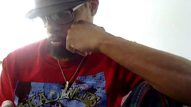 Snapshot of WhiskeyWood_DuhGOD chatting on October 31, 5:03 pm WhiskeyWood DuhGOD online show from October 31, 5:03 pm