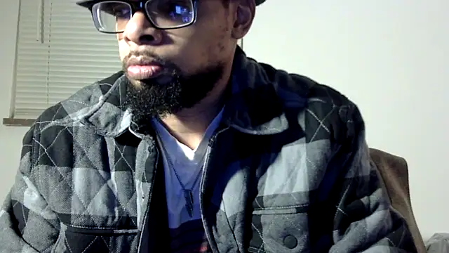 Snapshot of WhiskeyWood_DuhGOD chatting on November 10, 2:10 am WhiskeyWood DuhGOD online show from November 10, 2:10 am