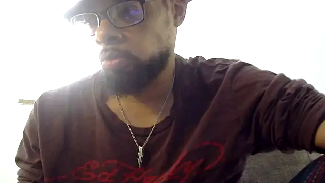 Snapshot of WhiskeyWood_DuhGOD chatting on November 10, 5:34 pm WhiskeyWood DuhGOD online show from November 10, 5:34 pm