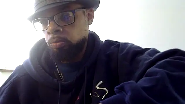 Snapshot of WhiskeyWood_DuhGOD chatting on November 14, 5:33 pm WhiskeyWood DuhGOD online show from November 14, 5:33 pm