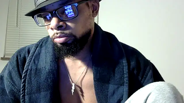 Snapshot of WhiskeyWood_DuhGOD chatting on November 21, 2:10 am WhiskeyWood DuhGOD online show from November 21, 2:10 am