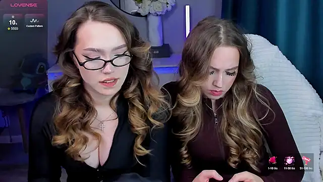 Snapshot of Evia_r0se chatting on November 29, 5:05 pm Evia r0se online show from November 29, 5:05 pm