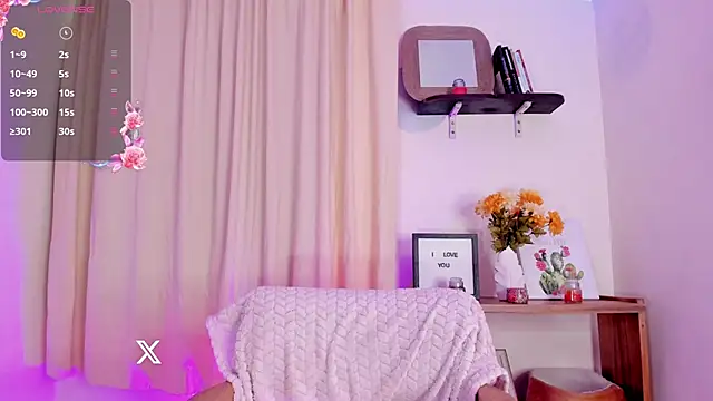 Snapshot of lila_rush chatting on November 6, 9:15 pm lila rush online show from November 6, 9:15 pm