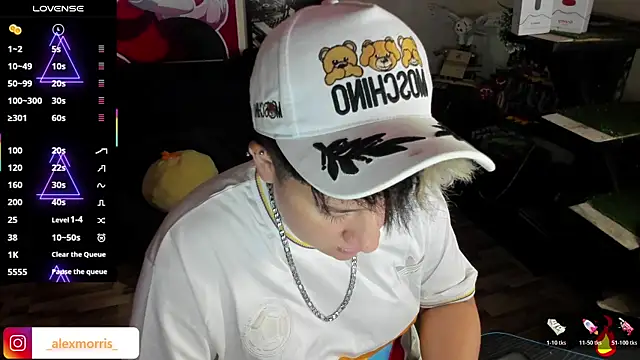 Snapshot of _AlexMorris chatting on November 27, 6:37 am AlexMorris online show from November 27, 6:37 am