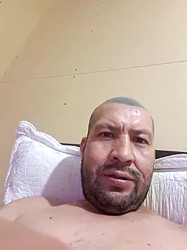 Snapshot of danielll2024 chatting on February 22, 4:24 am danielll2024 online show from February 22, 4:24 am