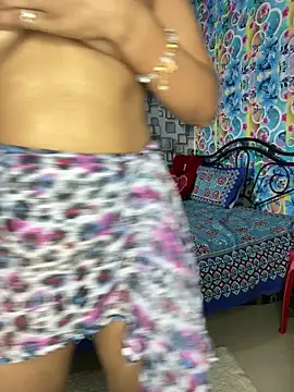 Hot royalbhabhi online show from January 27, 2:35 pm