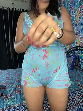 Hot royalbhabhi online show from February 3, 1:40 pm