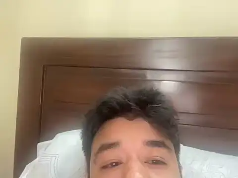 coolboy6566 online show from September 15, 7:41 am