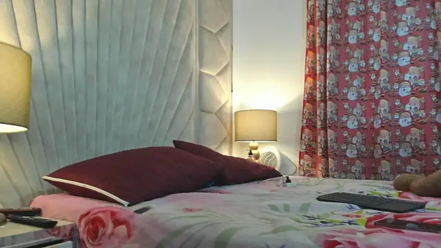 Jade squirtt online show from November 24, 11:10 am