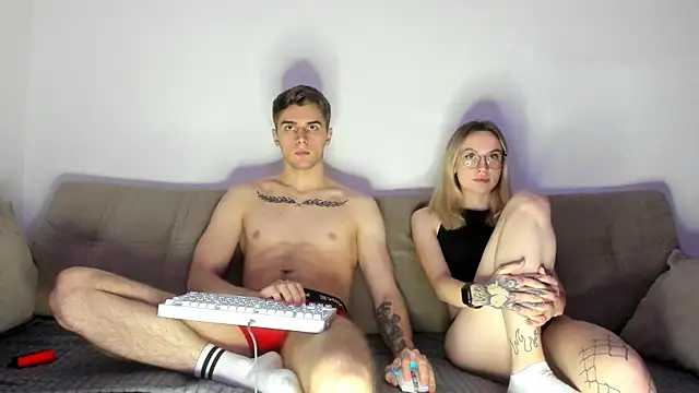 Snapshot of Ian_Connery chatting on December 26, 9:37 pm Ian Connery online show from December 26, 9:37 pm